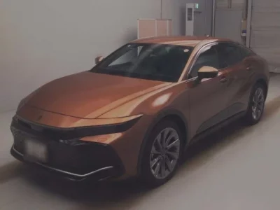 Toyota CROWN CROSSOVER