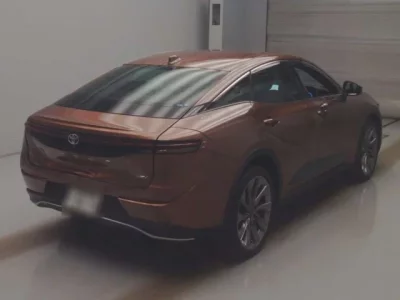 Toyota CROWN CROSSOVER