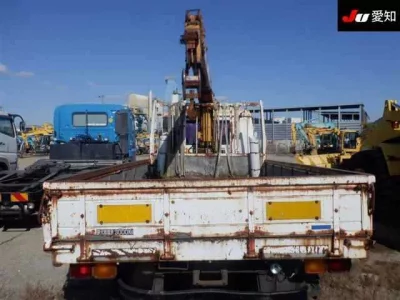 Mitsubishi FUSO FIGHTER