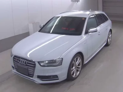 Audi S4
