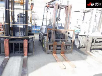 KOMATSU FORKLIFT