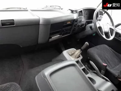 Mitsubishi FUSO FIGHTER