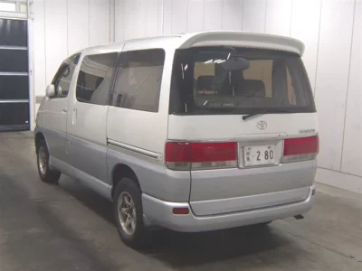 Toyota HIACE REGIUS