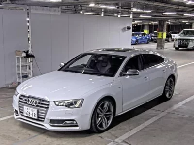 Audi S5