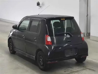 Daihatsu Esse