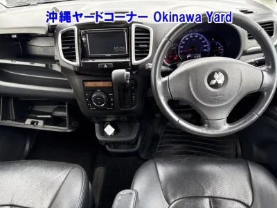 Mitsubishi DELICA D2