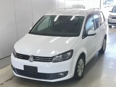 Volkswagen GOLF TOURAN