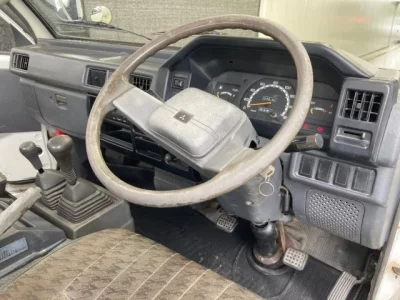 Mitsubishi DELICA TRUCK
