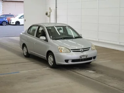 Toyota PLATZ