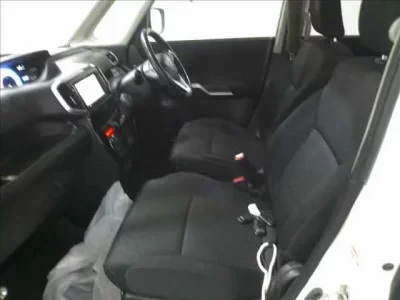 Mitsubishi DELICA D2