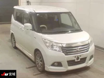 Mitsubishi DELICA D2