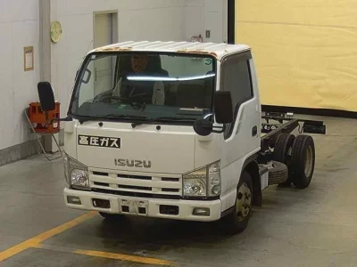 Isuzu ELF