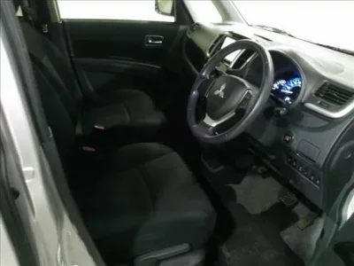 Mitsubishi DELICA D2