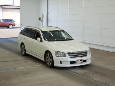 Nissan STAGEA