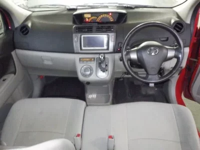 Toyota PASSO SETTE