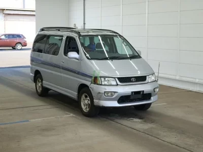 Toyota HIACE REGIUS