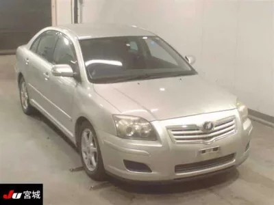 Toyota AVENSIS SEDAN