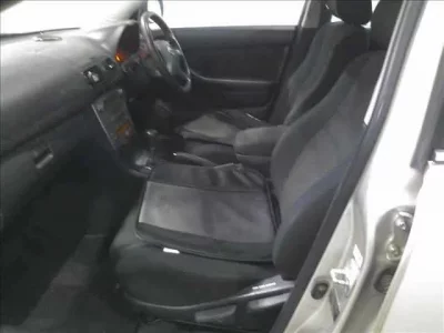 Toyota AVENSIS SEDAN