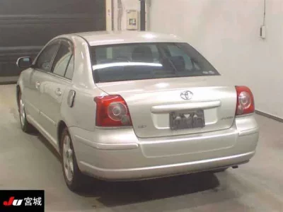 Toyota AVENSIS SEDAN