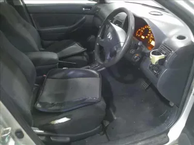 Toyota AVENSIS SEDAN