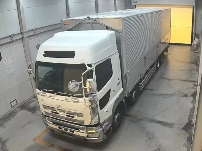 Hino TRUCK