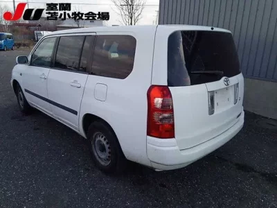 Toyota SUCCEED