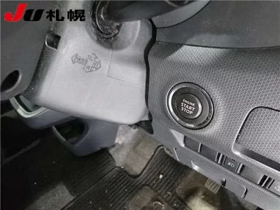 Mitsubishi DELICA D2