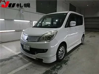 Mitsubishi DELICA D2