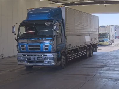 Isuzu GIGA