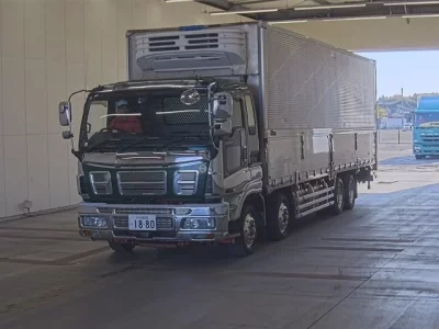 Isuzu GIGA