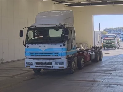 Isuzu GIGA