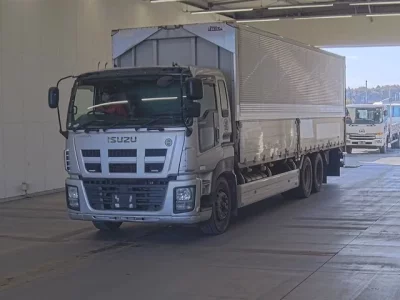 Isuzu GIGA
