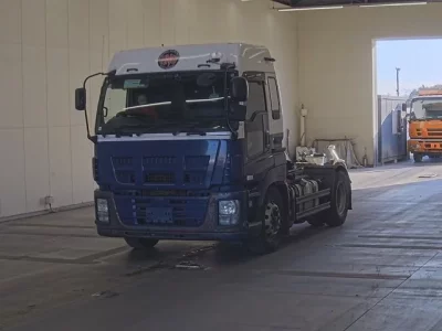 Isuzu GIGA