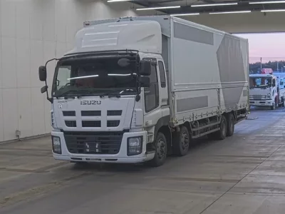 Isuzu GIGA