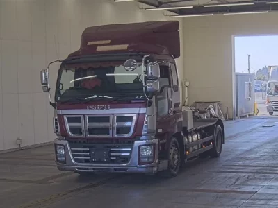 Isuzu GIGA