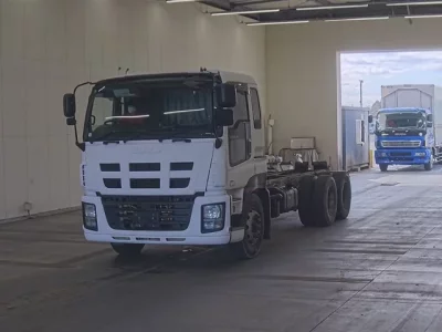Isuzu GIGA