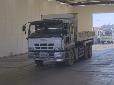 Isuzu GIGA