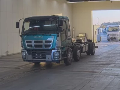 Isuzu GIGA
