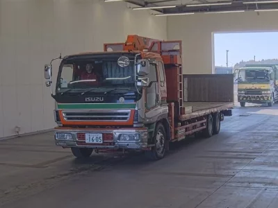 Isuzu GIGA