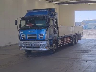 Isuzu GIGA