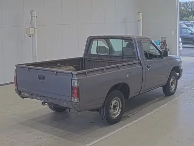 Nissan DATSUN PICKUP