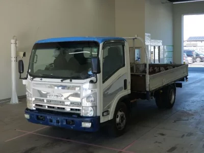 Isuzu ELF