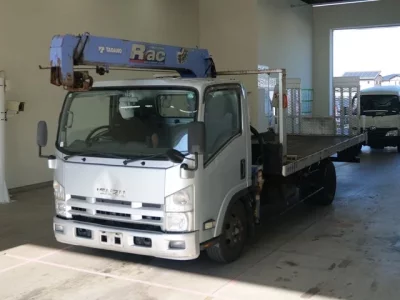 Isuzu ELF