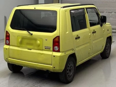 Daihatsu NAKED