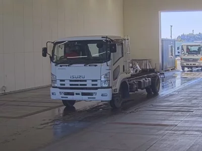 Isuzu FORWARD