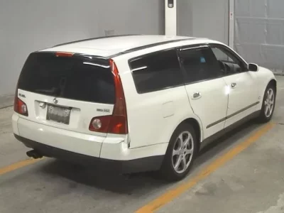Nissan STAGEA