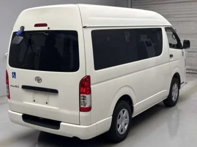 Toyota REGIUS ACE VAN