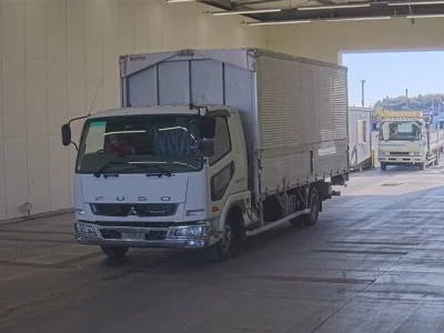 Mitsubishi FUSO FIGHTER