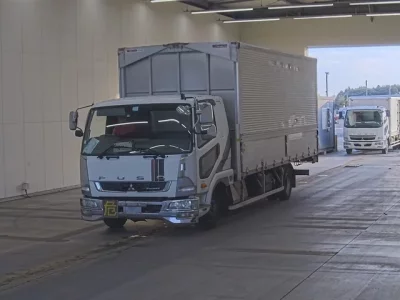 Mitsubishi FUSO FIGHTER