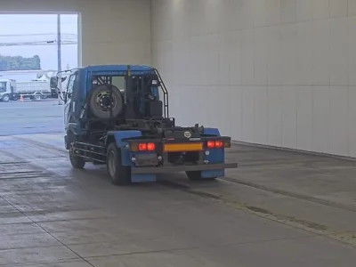 Mitsubishi FUSO FIGHTER